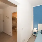 Guest house Le Rondini Domus De Maria