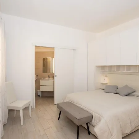 Le Rondini Guest house Domus De Maria