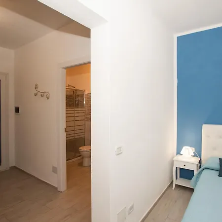 Gasthof Le Rondini Domus De Maria