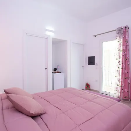 Le Rondini 4* Domus De Maria