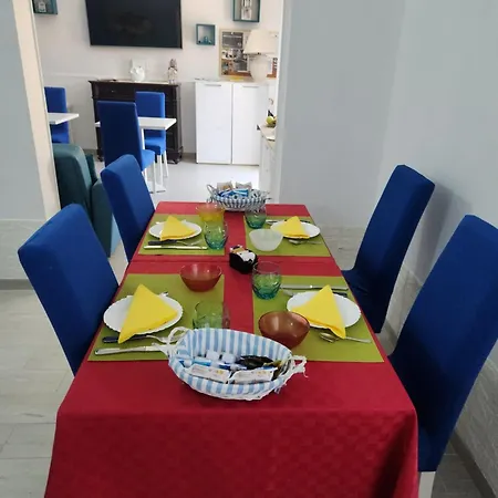 Le Rondini Maison d'hôtes Domus De Maria